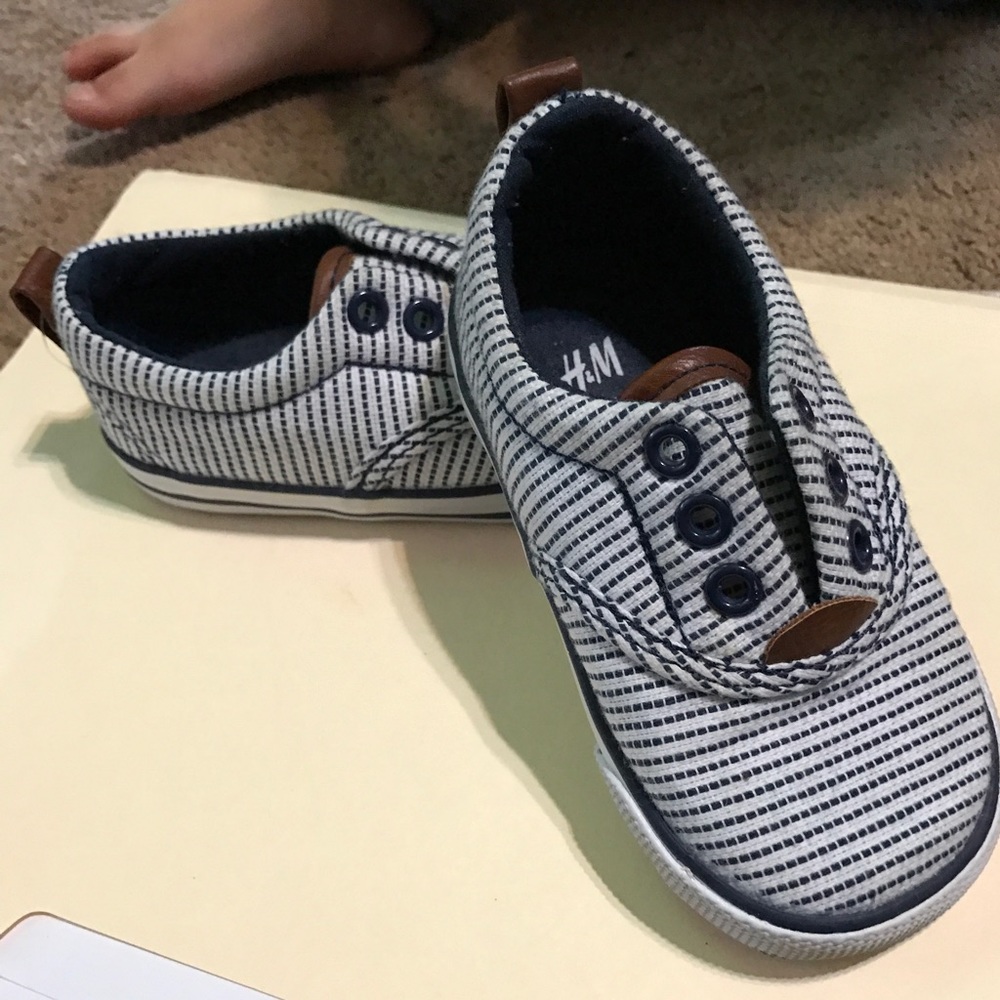 Toddler shoes