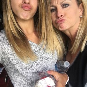 Meet your Posher, Peyton