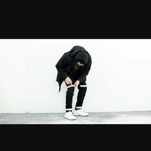 Meet your Posher, Ramon