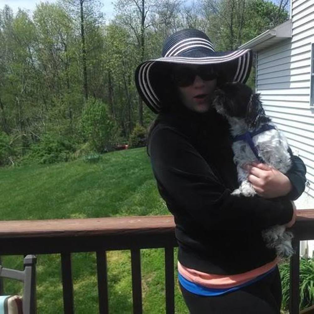 Meet your Posher, Danielle