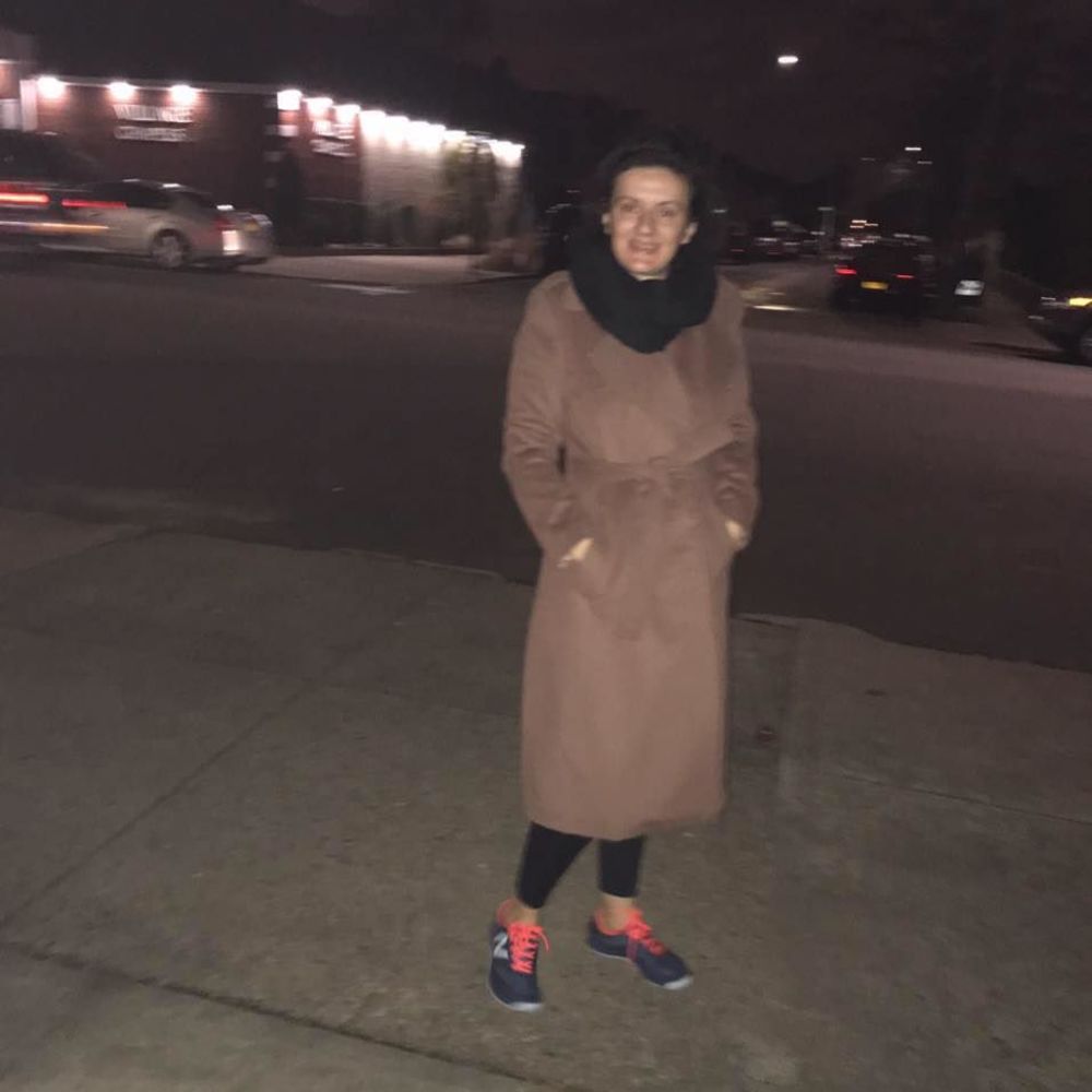 Meet your Posher, Lonna