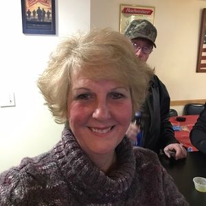 Meet your Posher, Debbie