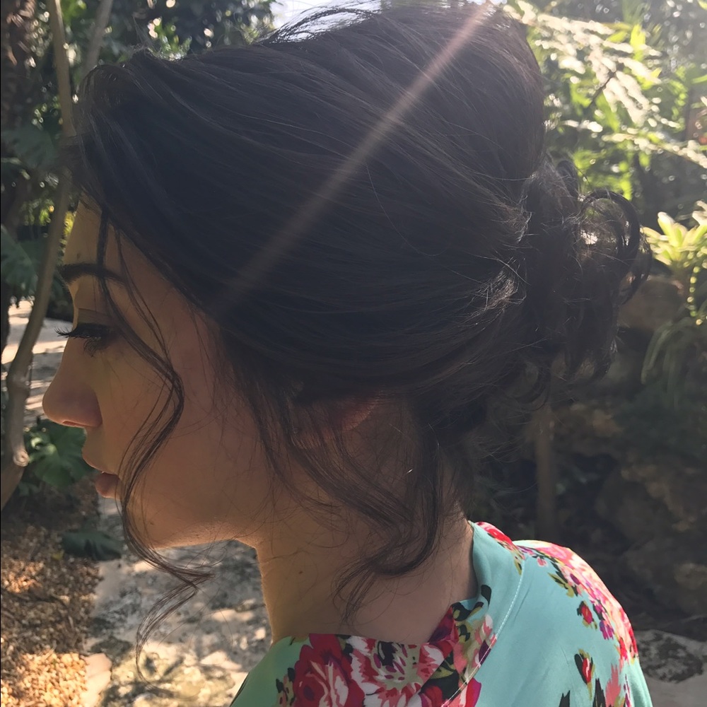 Meet your Posher, Ari