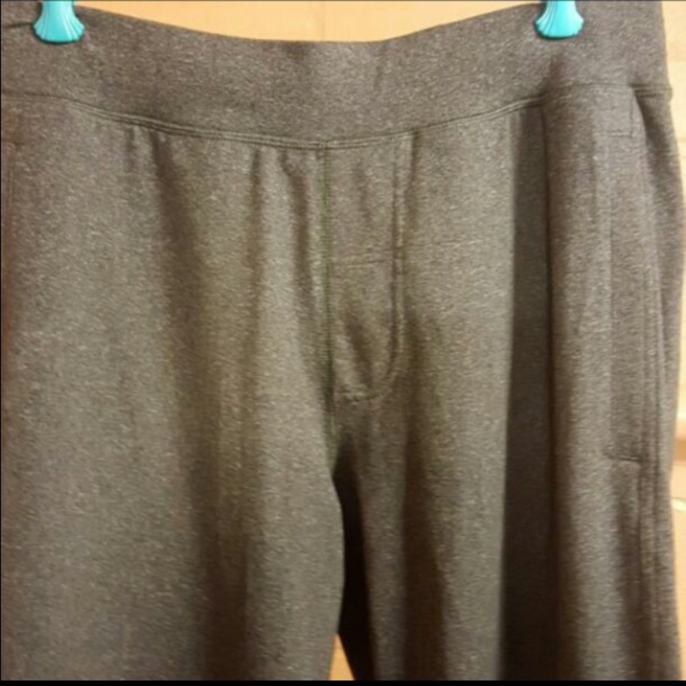 Lulu lemon grey sweatpants medium