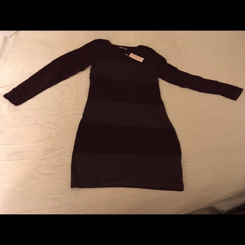 Banana Republic striped maroon shift dress - Picture 3 of 6
