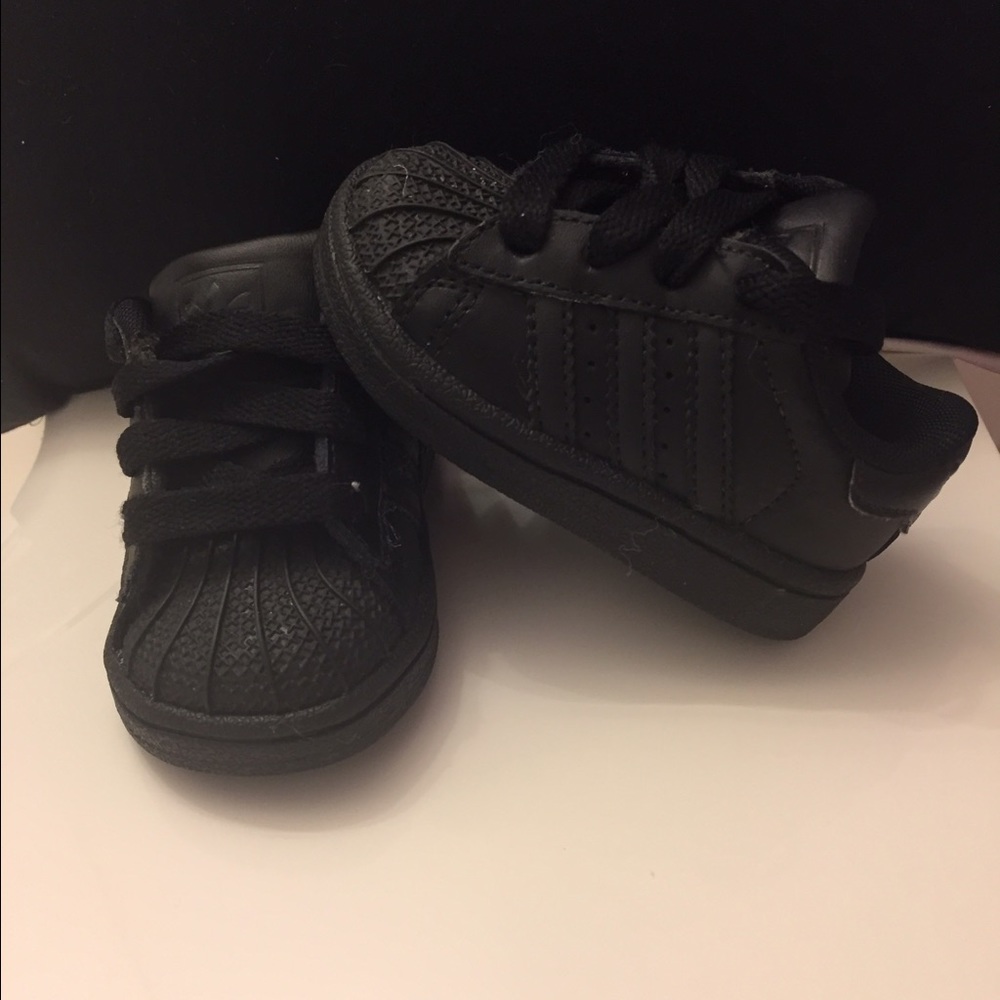 Black Toddler Shell Tops (No Box)