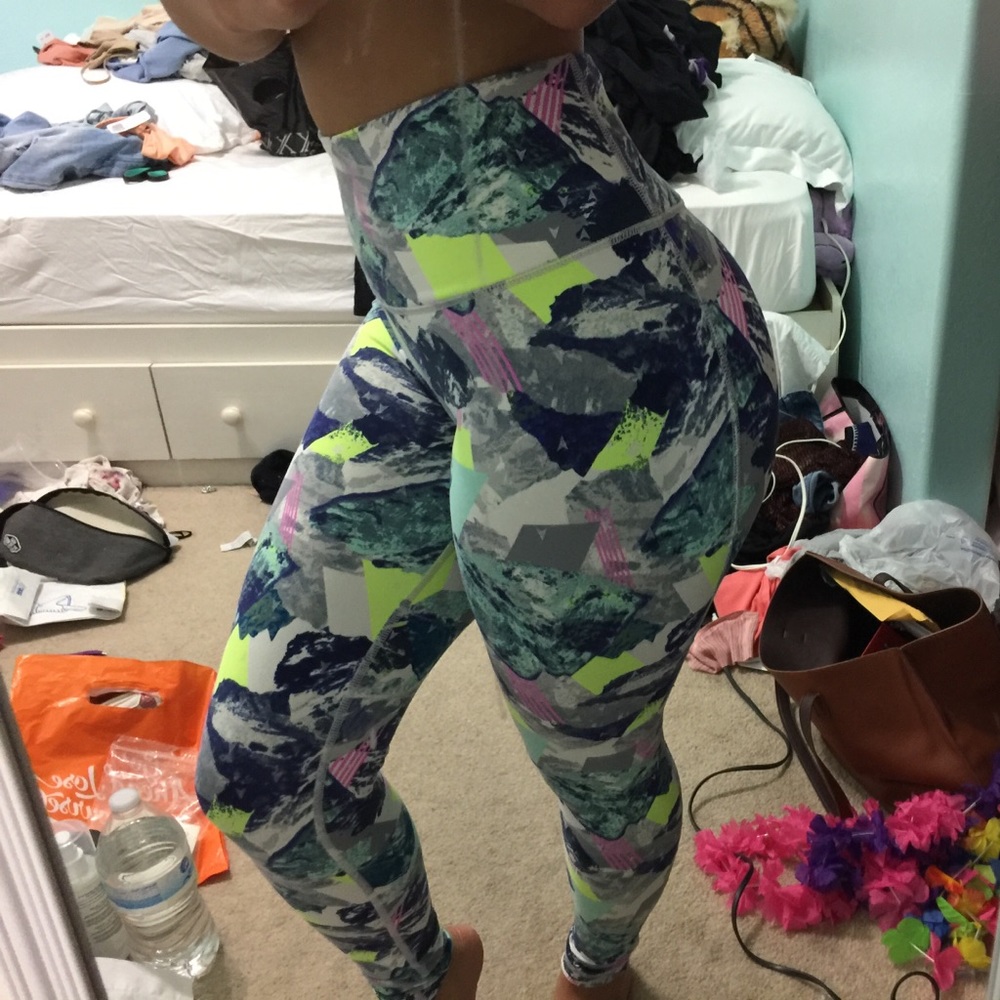 Victoria's Secret sports wear leggings