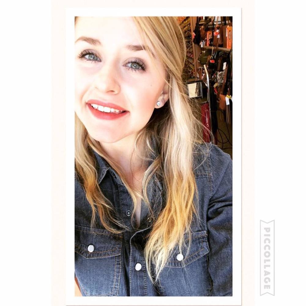 Meet your Posher, Mackenzie