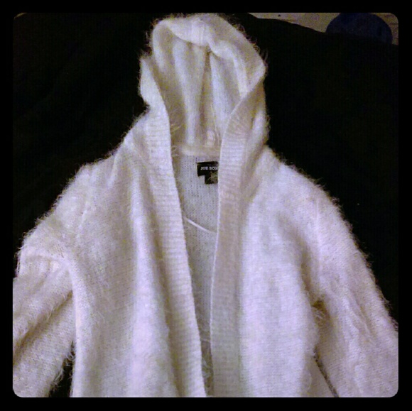 White fuzzy coat - Picture 1 of 2