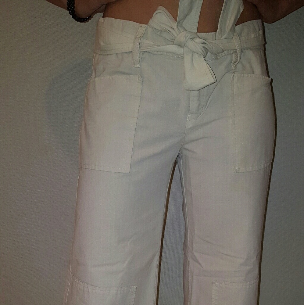 Adorable beige pants