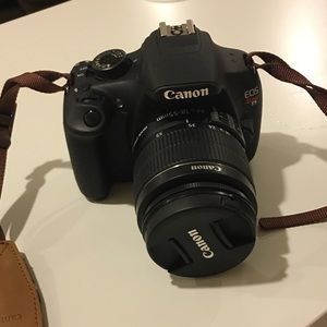 Canon EOS REBEL T5