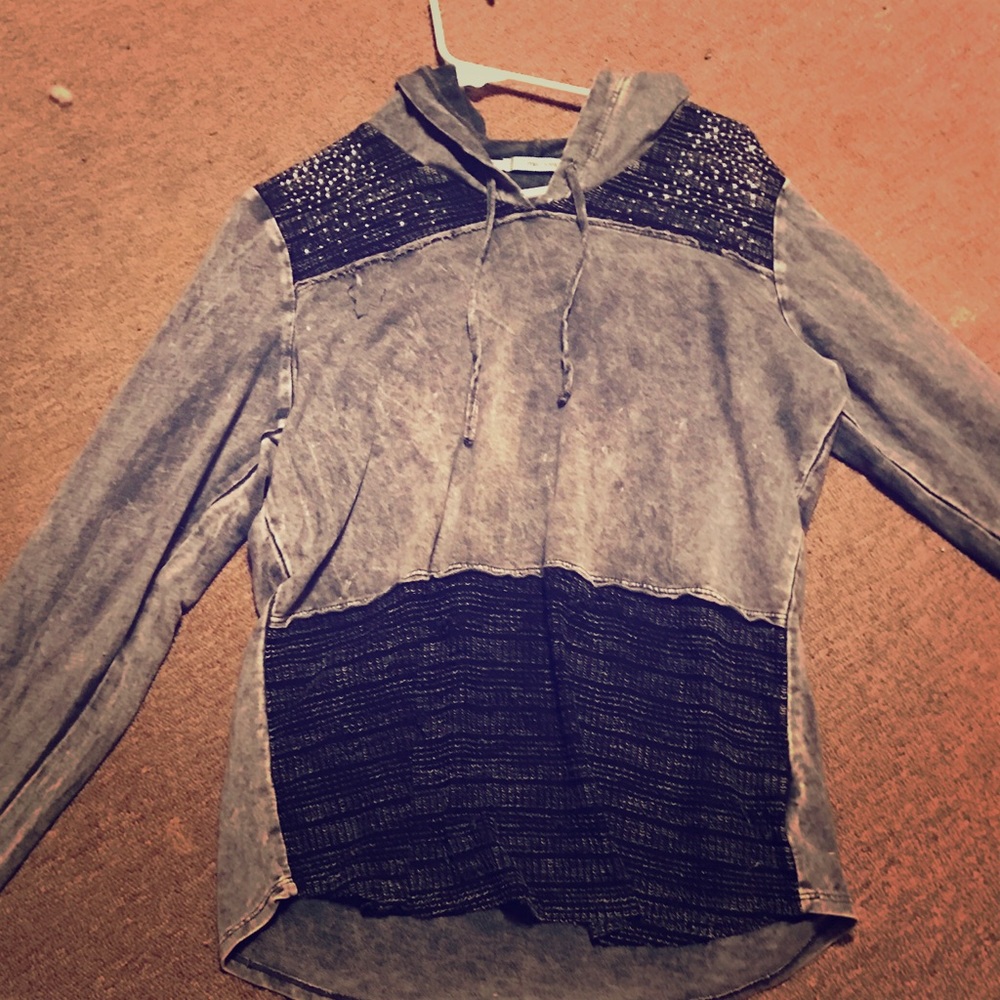 Long sleeved hoodie
