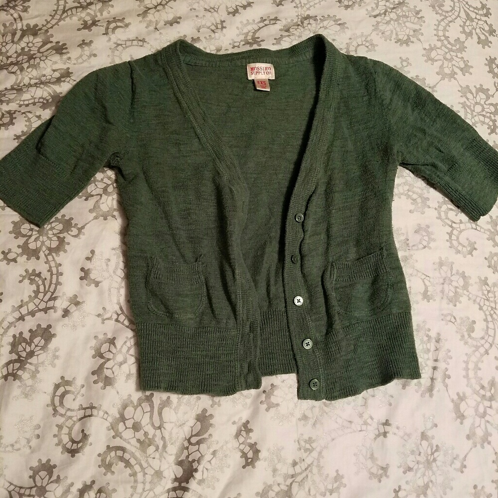 Green 1/2 cardigan button up