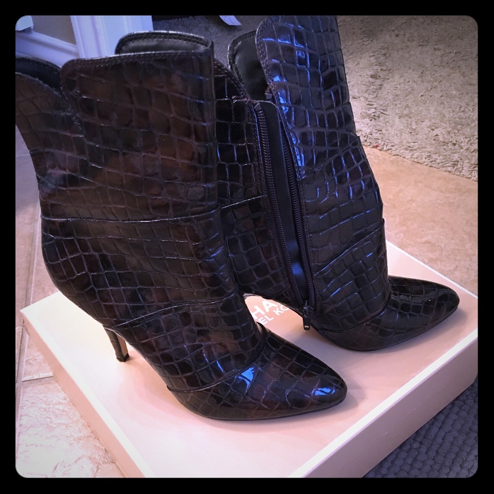 Boots...boots...brown versatile Joey boots
