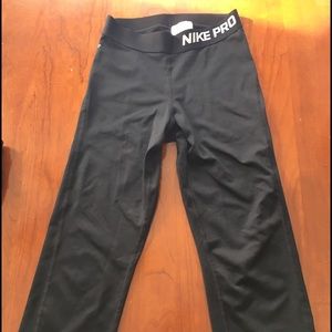 Nike Pro Cropped Leggings
