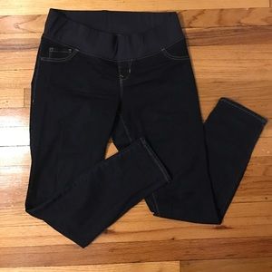 Old Navy Waistband Maternity Jean
