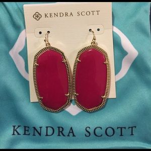 Kendra Scott Danielle earrings