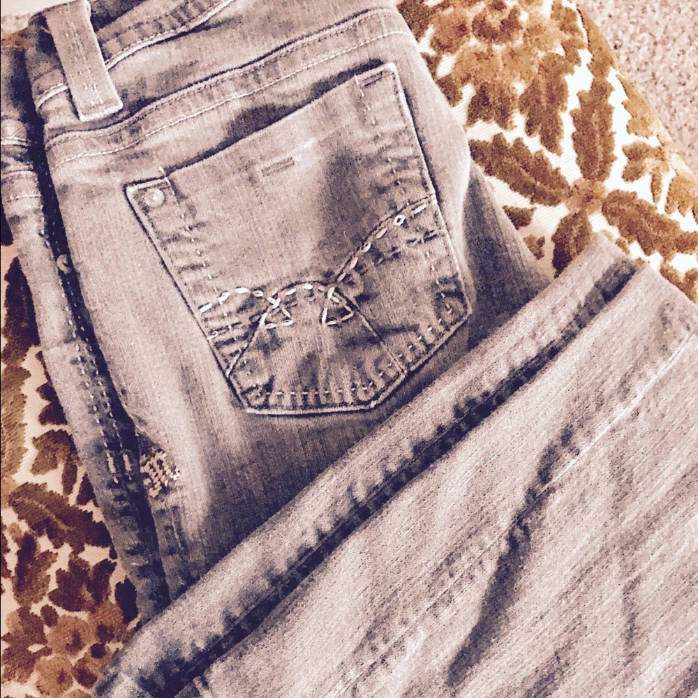 Miss Me slim low cut straight leg jeans