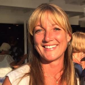 Meet your Posher, Pia