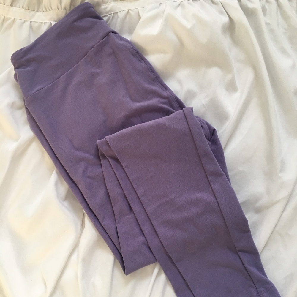 LulaRoe OS leggings. Lilac