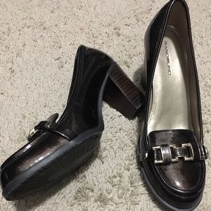 Brown Metallic square heeled pumps