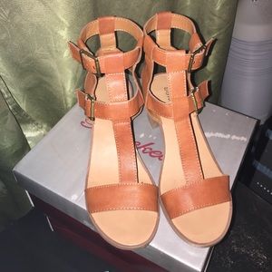 Brownish Heel Sandals 👡