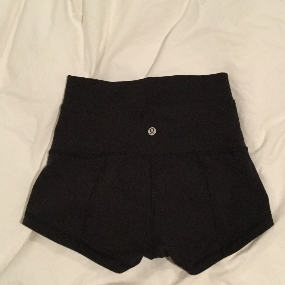 Lulu lemon yoga shorts