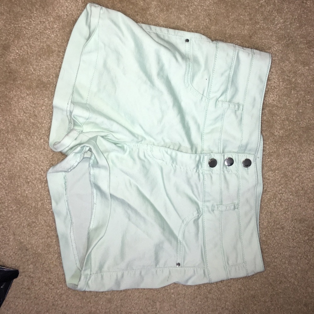 High Wasted Shorts