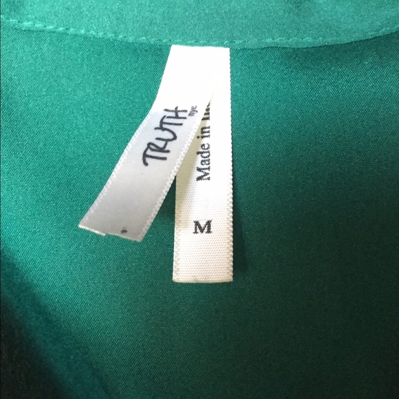 BUTTON UP DRESS - Picture 3 of 4