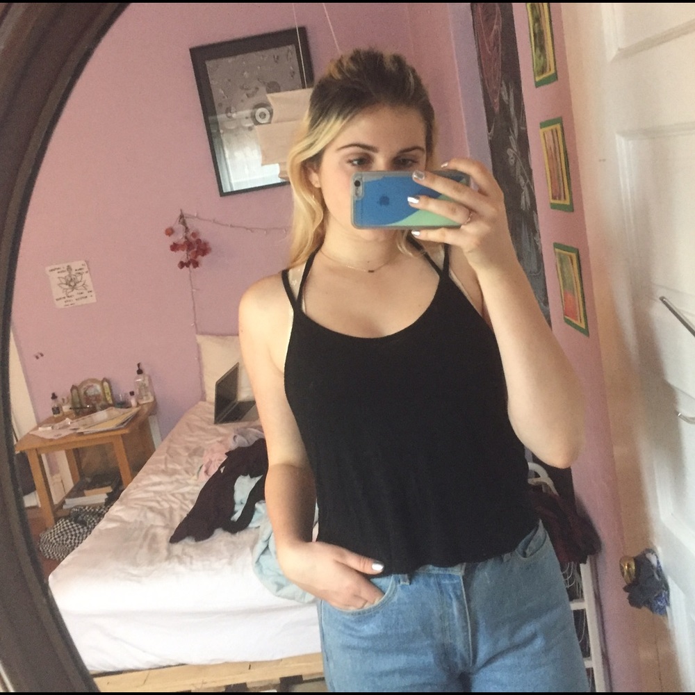 black brandy melville tank top
