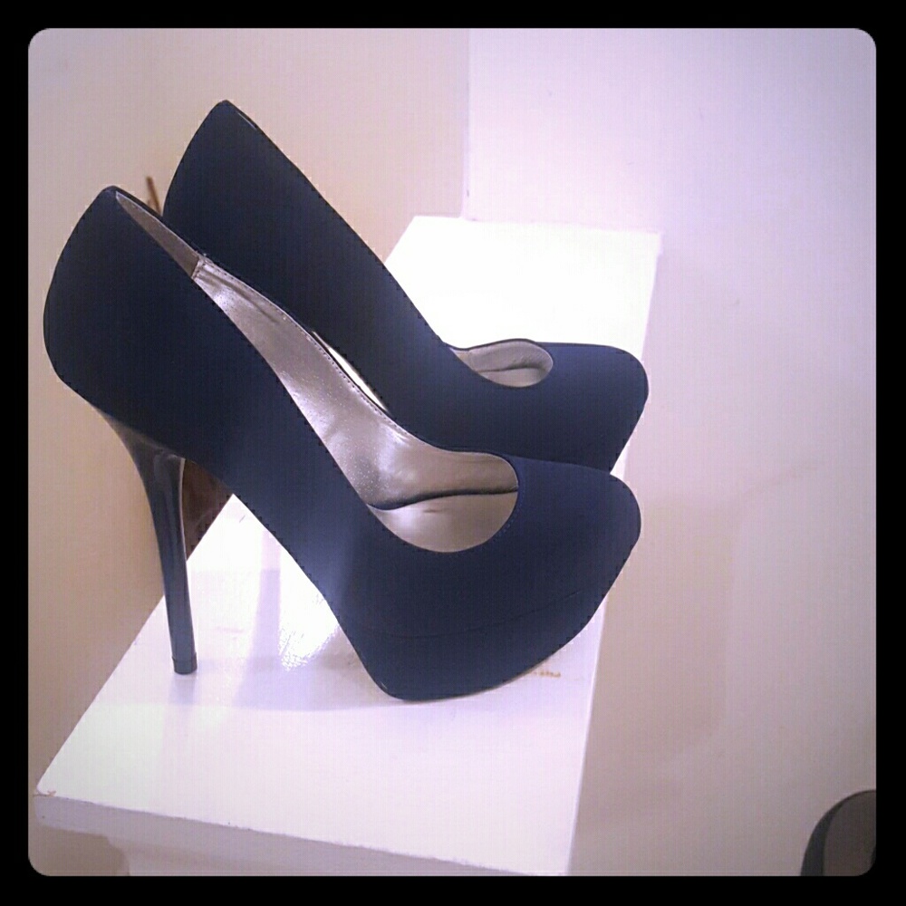 Blue Heels