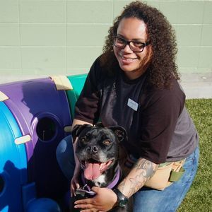 Meet your Posher, Ofa