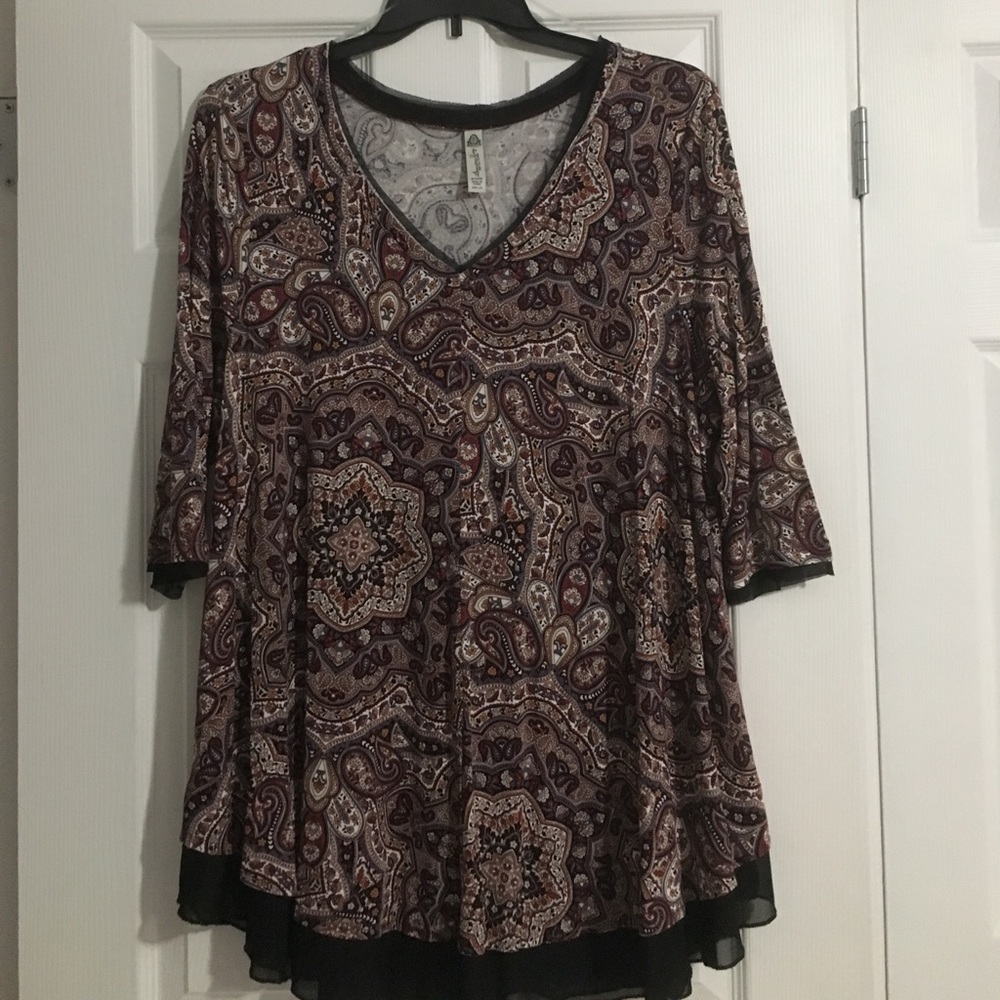 Beautiful Comfy Top