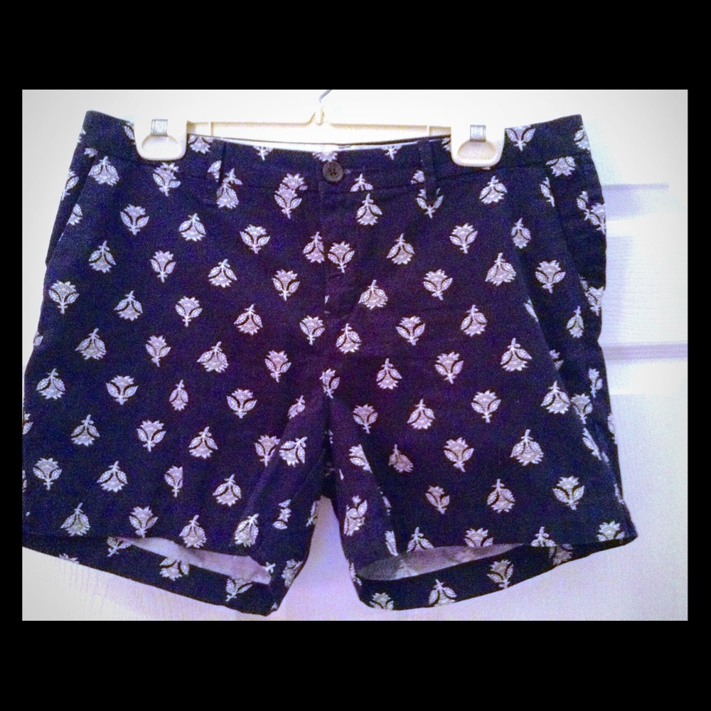 Lilly Pulitzer-Inspired Navy & White 5" Shorts