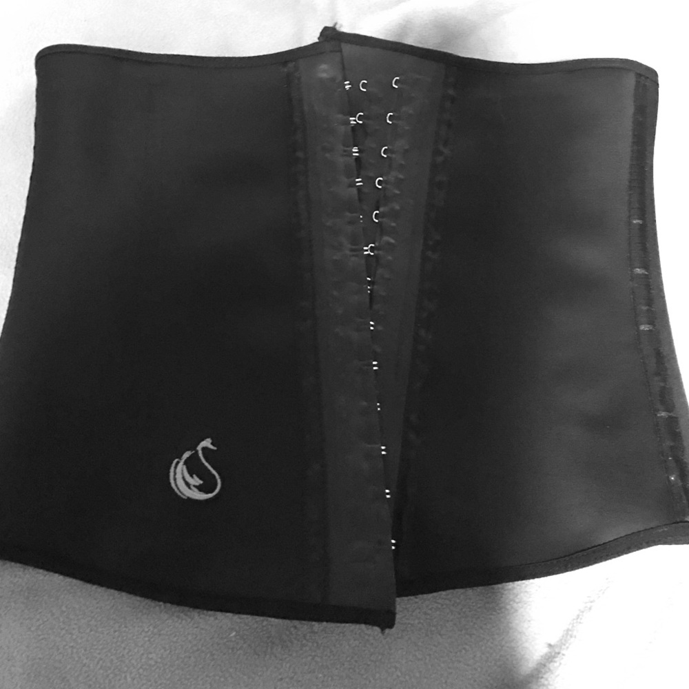 Waist trainer