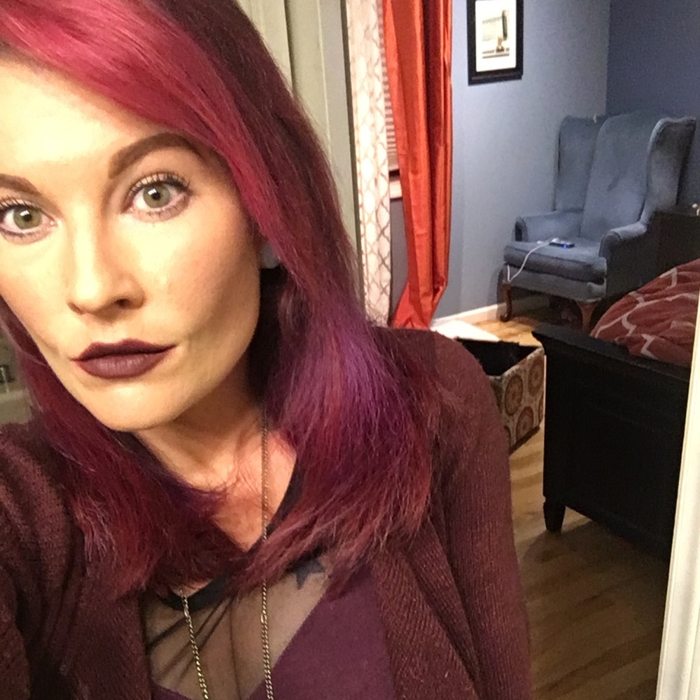 Meet your Posher, Lenee
