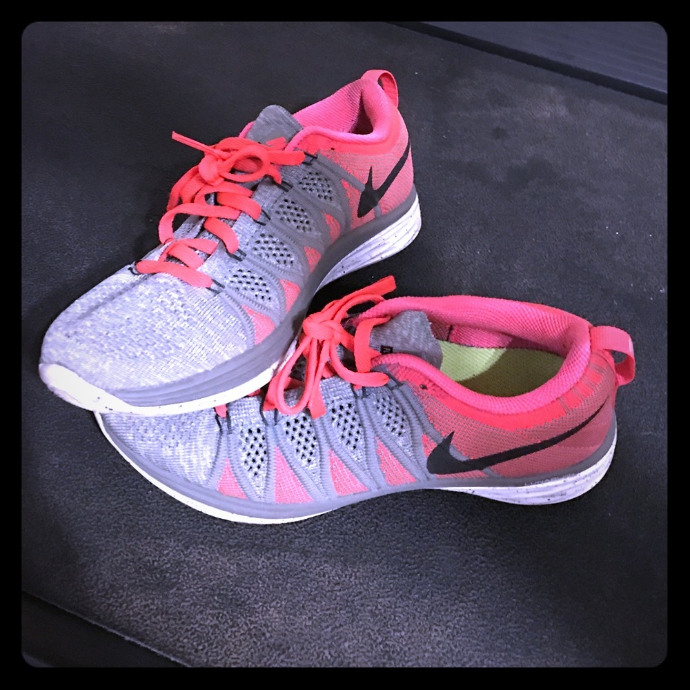 Nike brand new looking running shoes