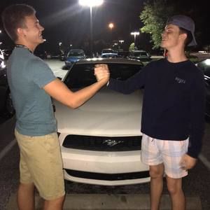 Meet your Posher, Chris