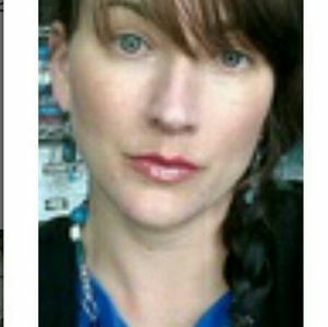 Meet your Posher, Carey