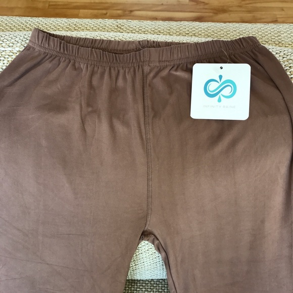 LAST Mocha Soft Leggings - Picture 3 of 3