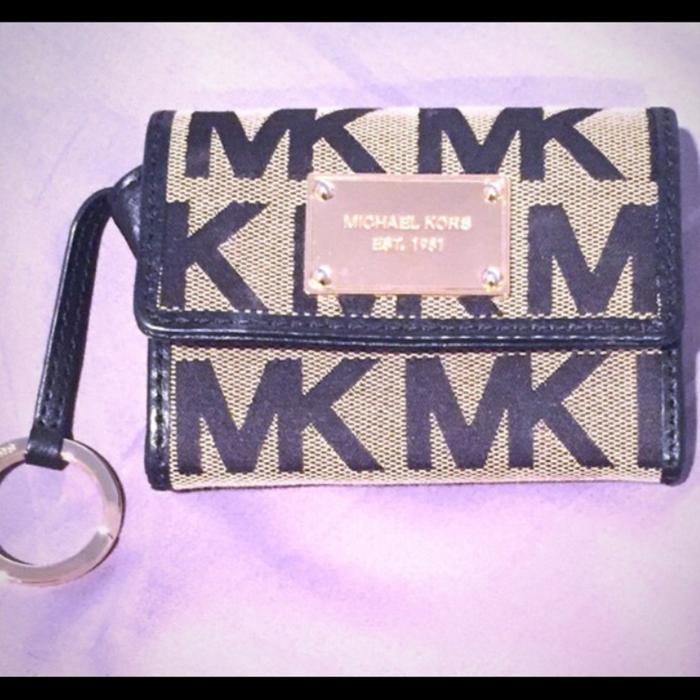 Michael Kors wallet