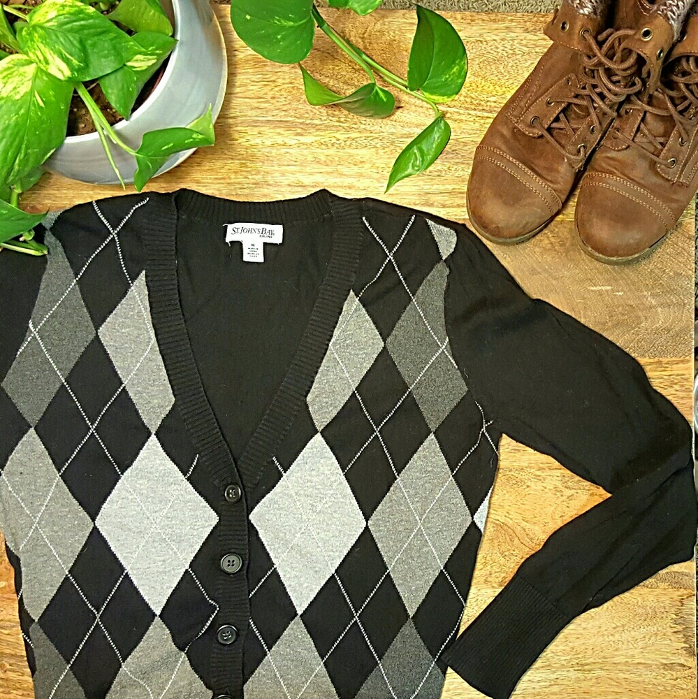 🚫sold🚫 St. John's cardigan
