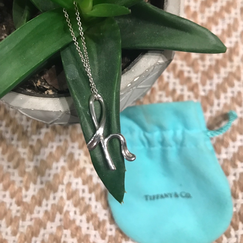 Tiffany & Co. Elsa Peretti Letter 'H' Pendant