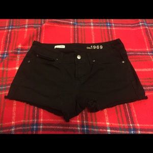 GAP Summer Cut-Offs Short