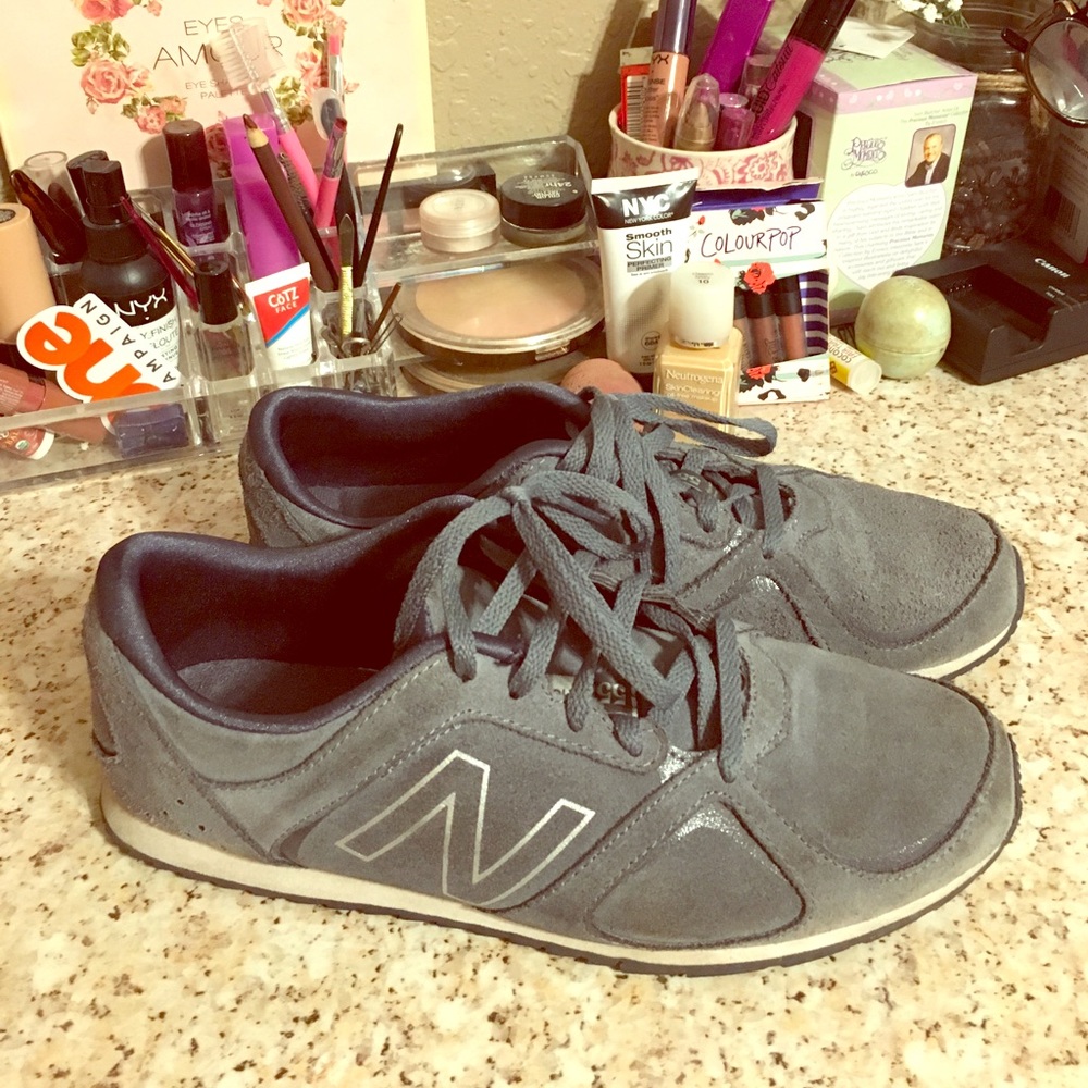 New Balance 555 Sneakers