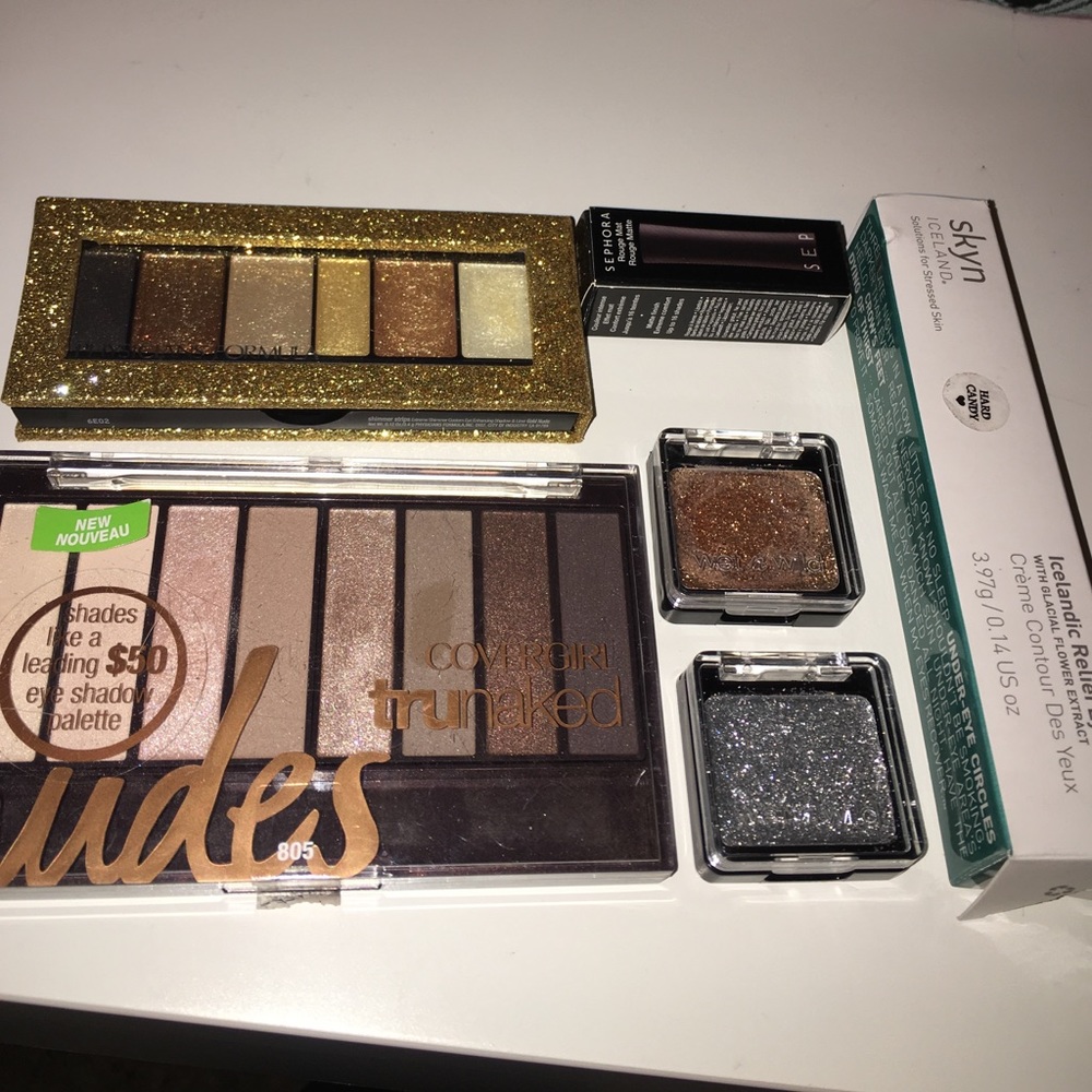 Makeup bundle