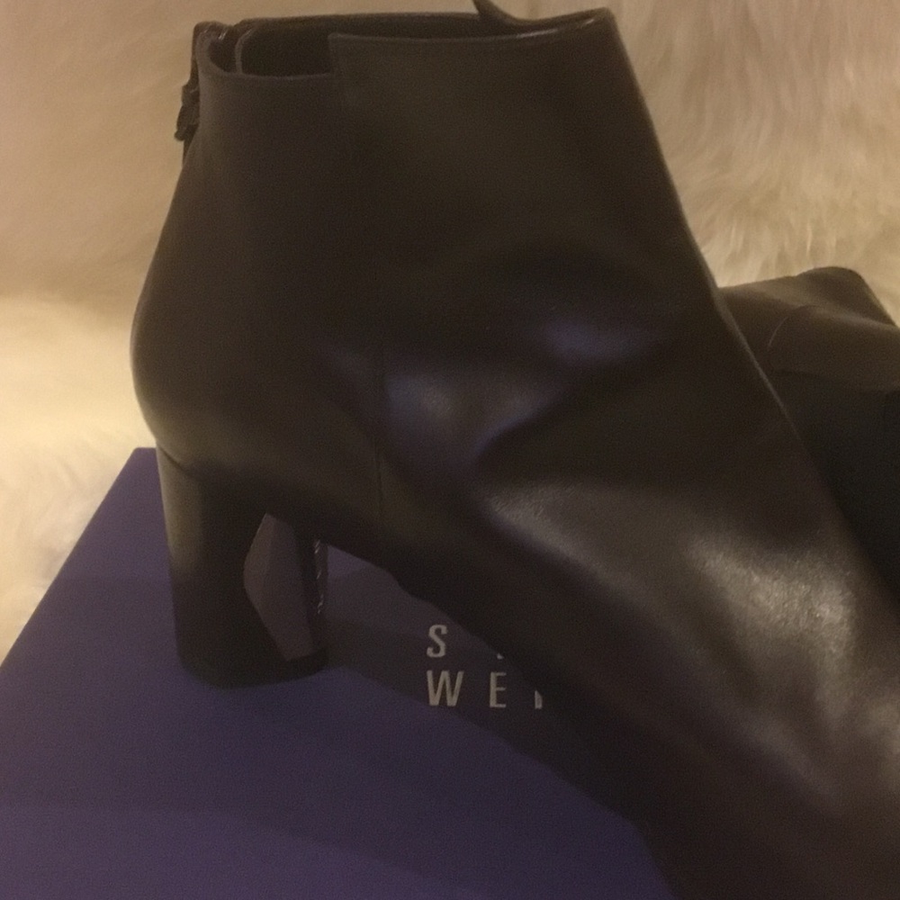 Stuart Weitzman Brown Short Boot - Final Markdown - Picture 3 of 4