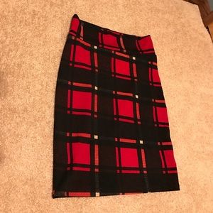 Price drop!! Plaid LuLaRoe Cassie skirt!