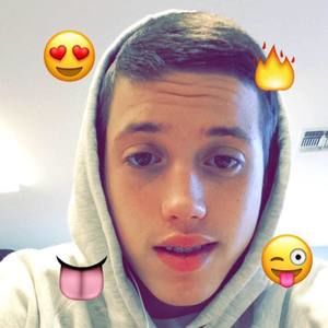 Meet your Posher, Ethan