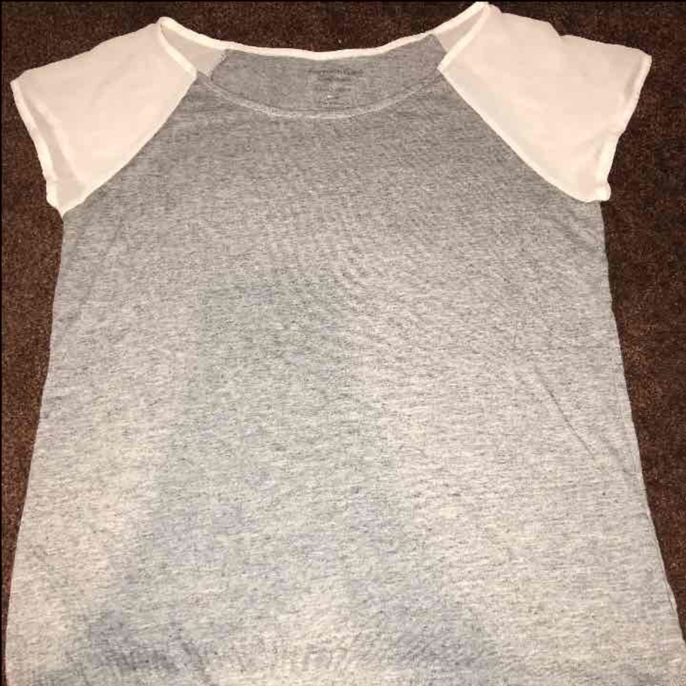 American Eagle shirt